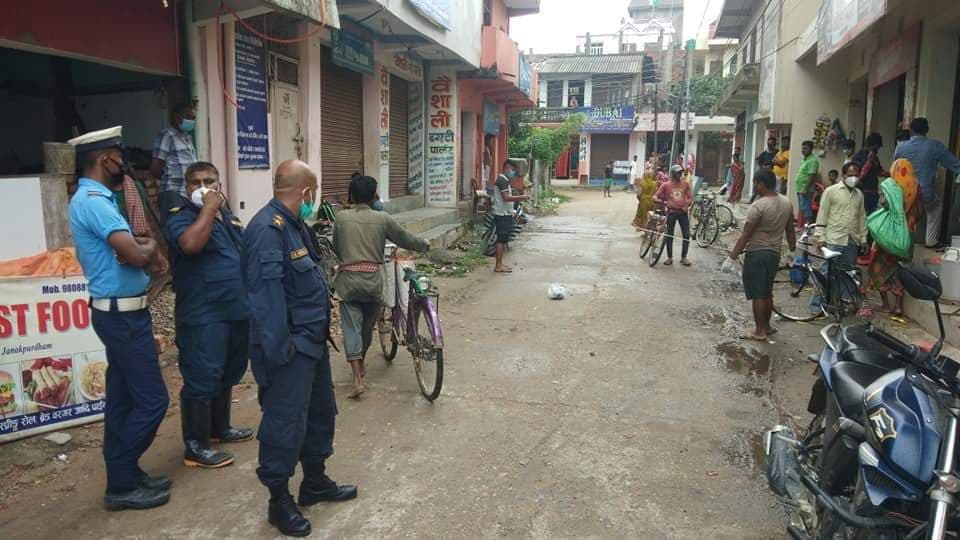 बीच बाटोमा भेटियो कागजको पोकोभित्र नवजात शिशुको शव